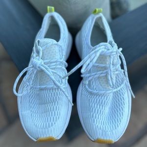 Sorel Kinetic Impact Sneaker 7.5